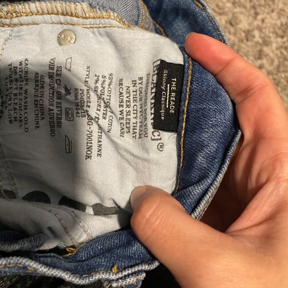 BlankNYC frayed edge denim - Picture 3 of 4